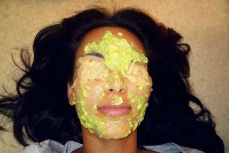 Как приготовить маску из огуречной мякоти для гладкой и свежей кожи лица