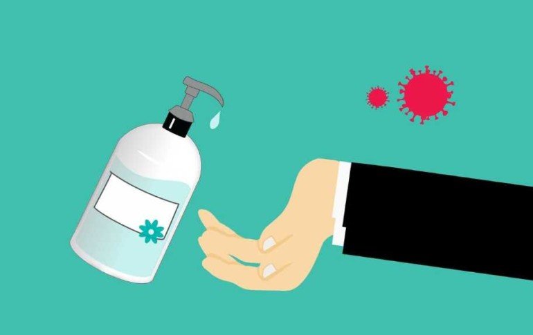 Как приготовить бережный антисептик для рук из того, что есть в аптечке