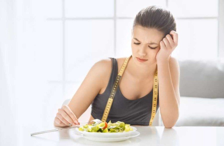 5 побочных эффектов диет, вредящих здоровью хуже лишнего веса
