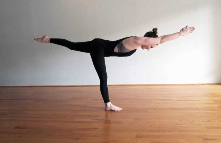 5 асан йоги, которые заменят сеанс антицеллюлитного массажа
