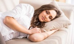 Как недостаток сна влияет на женскую фигуру и почему важно высыпаться?