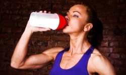 Как принимать протеин, чтобы похудеть и не навредить мышцам