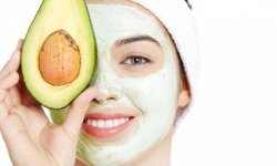 Маска из спелого авокадо — лучшее средство от обветренной и пересушеной кожи