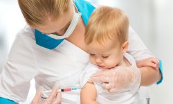 Делать ли прививку ребенку?