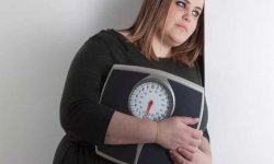 5 профессий, представительницам которых часто грозит лишний вес