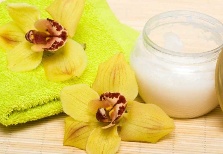 Как приготовить домашний крем для сухой кожи лица