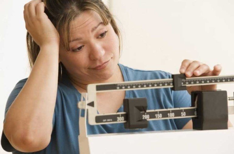 5 причин, почему женщины чаще мужчин недовольны своим весом