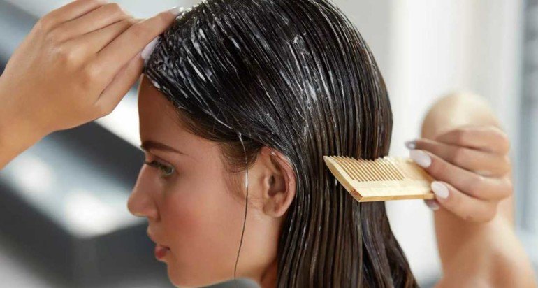 Как сделать луковую маску для волос, которая не оставляет запаха после смывки