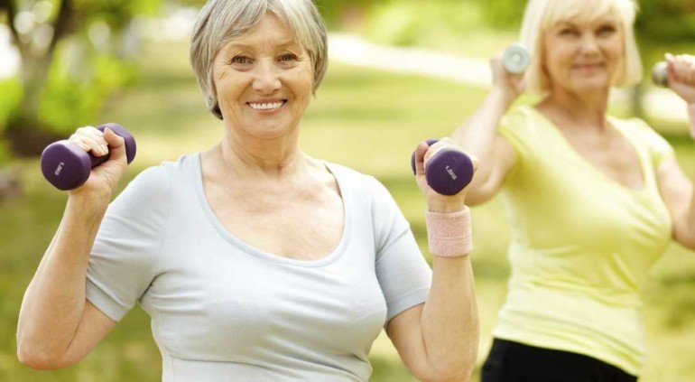 5 ключевых упражнений для худеющей женщины в возрасте 40+