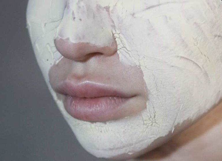 Подсушивающая маска для жирной кожи из шалфея и белой глины