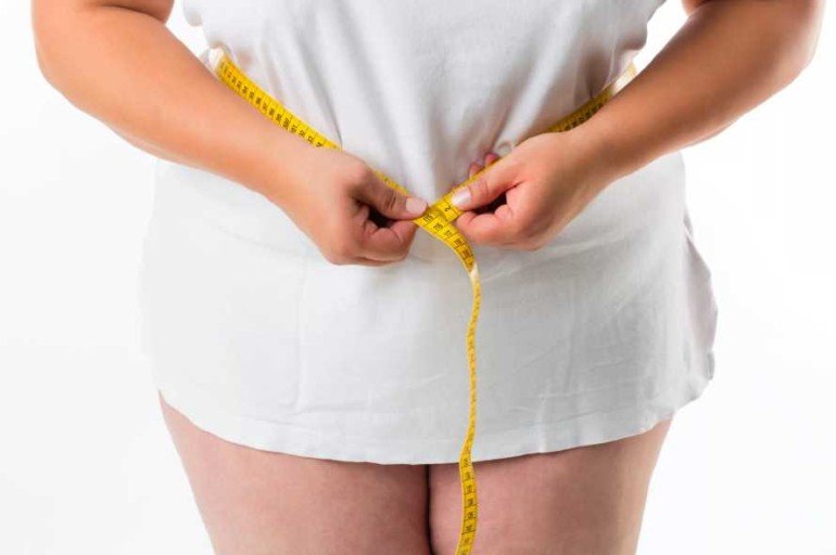 Почему у женщин с избыточным весом часто случаются проблемы с кожей