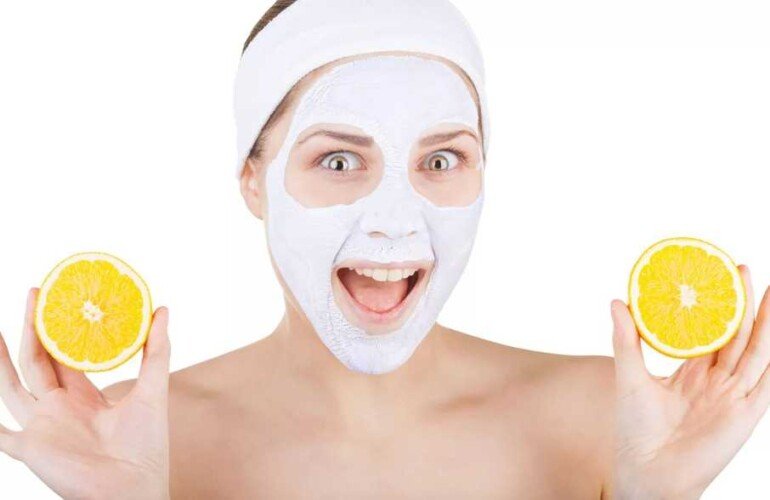 Как сделать тон кожи более ровным: тканевая маска на фруктовых соках