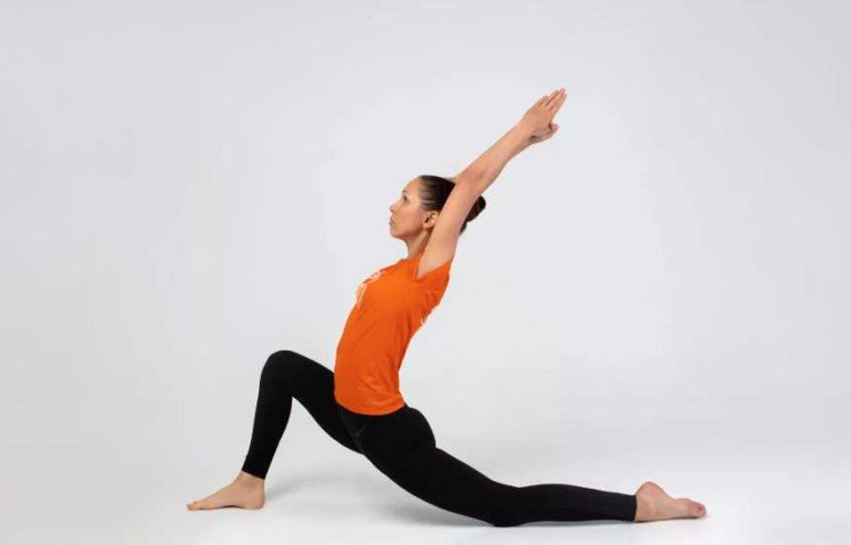 5 асан йоги, которые заменят сеанс антицеллюлитного массажа