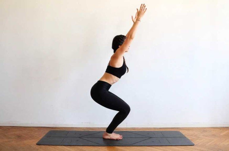 Как сделать все тело крепче и стройнее за полчаса йоги ежедневно