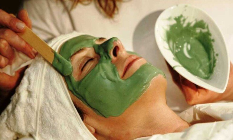 Как приготовить ночную маску для лица на зеленом чае и оливковом масле