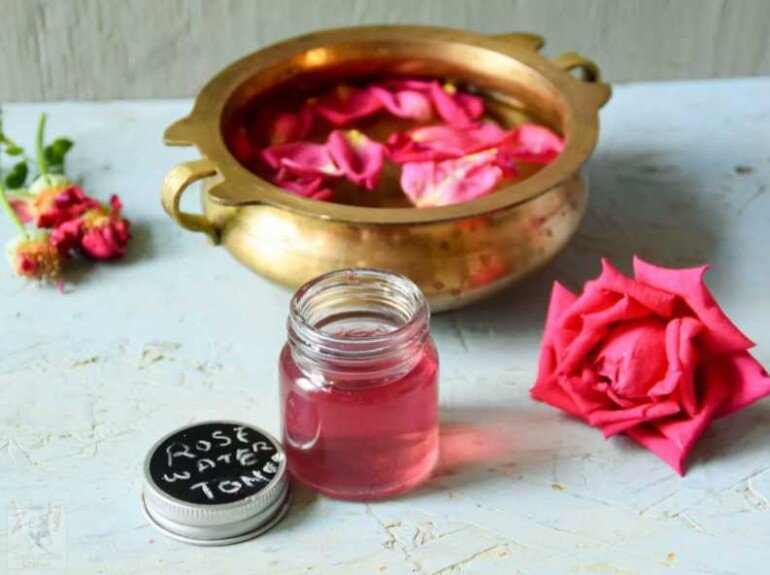 Как предотвратить увядание кожи лосьоном на розовых лепестках