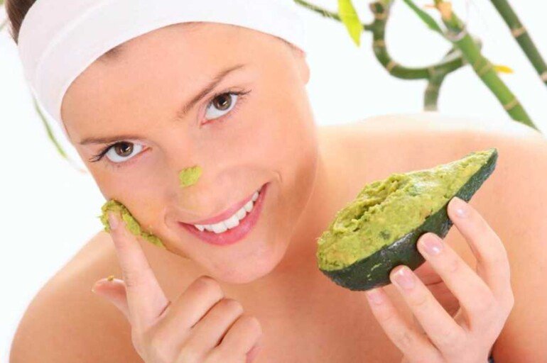 Почему маски с добавлением авокадо полезны для кожи лица