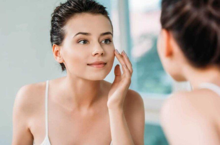 Как правильно ухаживать за кожей лица и тела после 30 лет