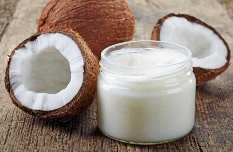 Как с помощью кокосового масла избавиться от растяжек